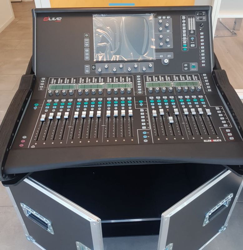 Allen & Heat C2500 Flightcase med Vippefunksjon